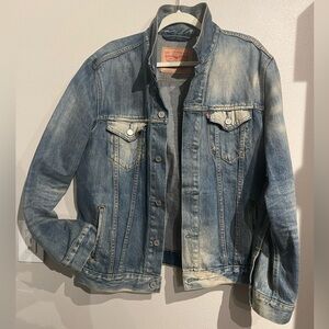 Levi’s Denim Jean Trucker Jacket